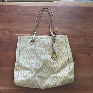 Michael Kors Original Leather Bag